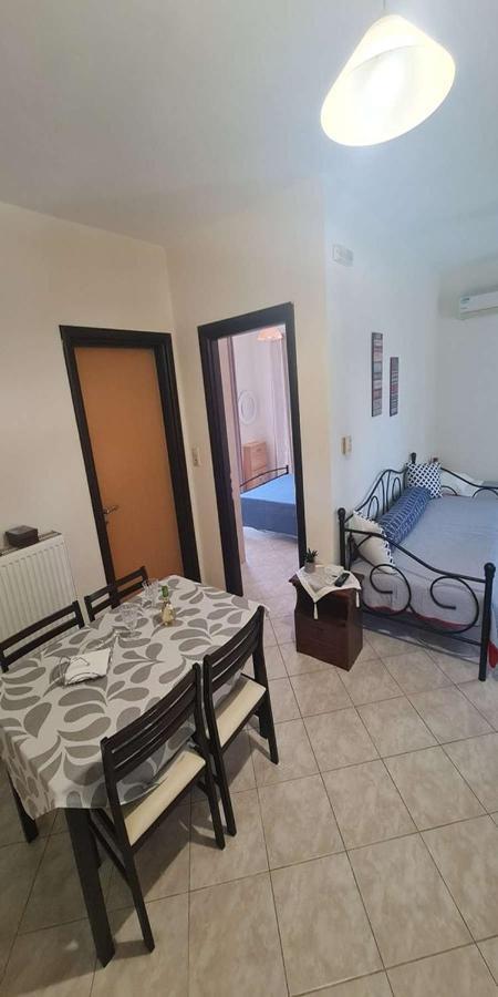 Retas Apartment Kremastí Eksteriør bilde